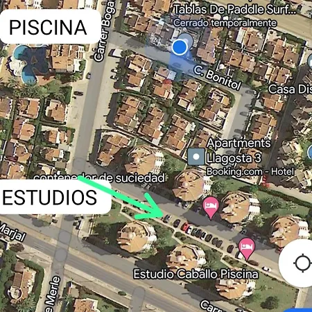 Estudio Dos Personas Pura דניה
