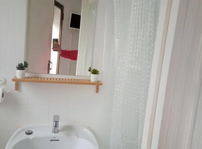 Estudio Dos Personas Pura