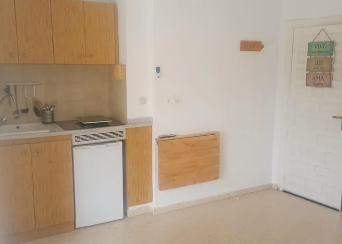 Estudio Dos Personas Pura Daire