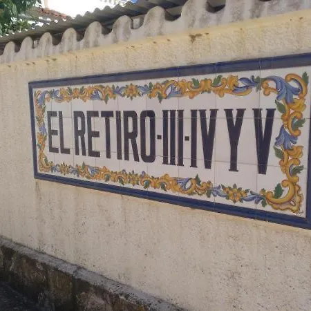 Estudio Dos Personas Pura Denia